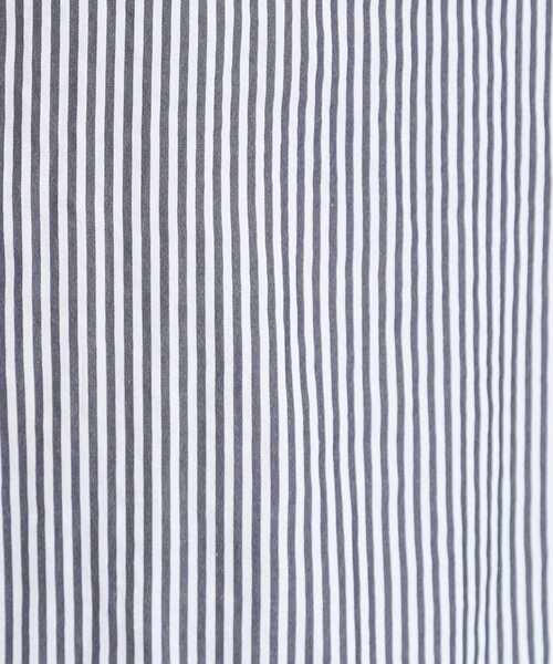 DRESKIP(ドレスキップ)の「【S-LL/洗濯後しわになりにくい/吸水速乾/UV】大人フェミニンな装いに 襟フリルブラウス(シャツ/ブラウス・レディース・ベージュ/ワインレッド/オフホワイト/ネイビー系2・01/02/03/04)」の16枚目の写真