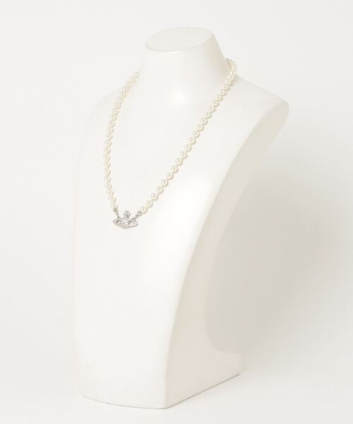 Vivienne Westwood MAN（ヴィヴィアンウエストウッドマン）の「MAN. MINI BAS RELIEF PEARL NECKLACE（ネックレス・メンズ・シルバー・FREE）」の3枚目の写真