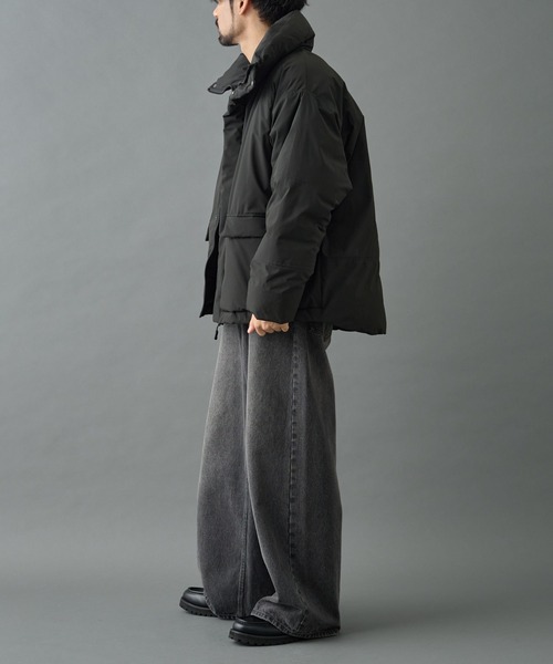 COLONY 2139（コロニートゥーワンスリーナイン）の「クロップド中綿ジャケット（ダウンジャケット/コート・メンズ・グレー/ブラック・SMALL/MEDIUM/LARGE）」の15枚目の写真