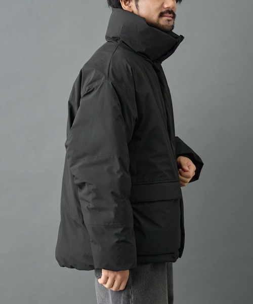 COLONY 2139（コロニートゥーワンスリーナイン）の「クロップド中綿ジャケット（ダウンジャケット/コート・メンズ・グレー/ブラック・SMALL/MEDIUM/LARGE）」の8枚目の写真