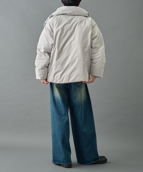 COLONY 2139（コロニートゥーワンスリーナイン）の「クロップド中綿ジャケット（ダウンジャケット/コート・メンズ・グレー/ブラック・SMALL/MEDIUM/LARGE）」の20枚目の写真