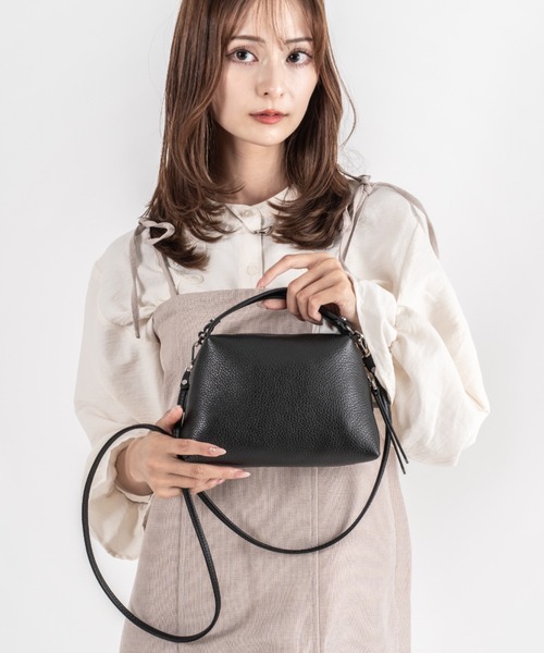 GIANNI CHIARINI(ジャンニ キアリーニ)の「【GIANNI CHIARINI/ジャンニキアリーニ】2WAY レザーハンドバッグ ショルダーバッグ アリファ S BS 8145 COMM GRN(ショルダーバッグ・レディース・ブラック/ベージュ系その他/ベージュ系その他2/ブラウン/ベージュ/ライトブルー・FREE)」の18枚目の写真