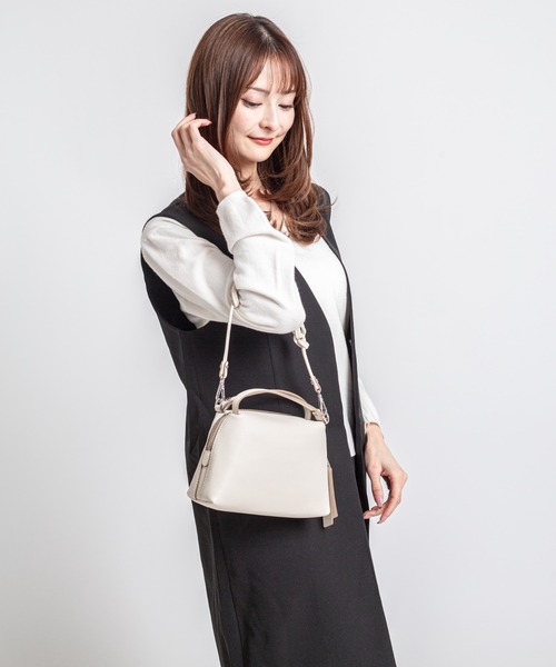 GIANNI CHIARINI/ジャンニキアリーニ】2WAY レザーハンドバッグ