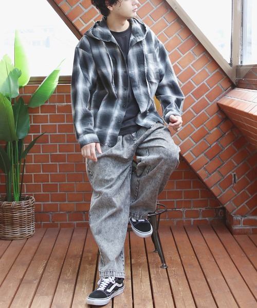 8(eight)(エイト)の「オーバーサイズフードシャツ(シャツ/ブラウス・メンズ・ブラック/ブルー/ブラウン・MEDIUM/LARGE)」の7枚目の写真