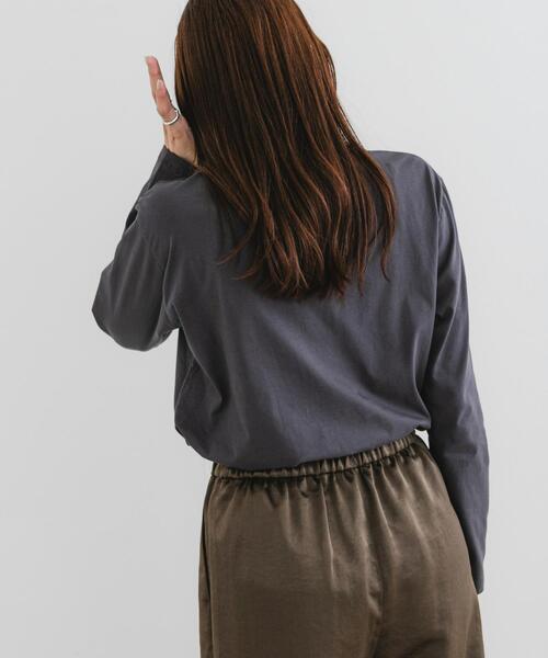 F by ROSSO（エフバイロッソ）の「F by ROSSO　ロゴプリントTシャツ（Tシャツ/カットソー・レディース・チャコールグレー/オフホワイト・FREE）」の8枚目の写真