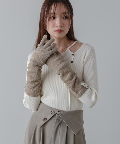 Bab（バブ）の「指穴ニットロングハンドウォーマー（手袋・レディース・ライトブルー/グレー/オレンジ/モカ・ONESIZE）」の12枚目の写真