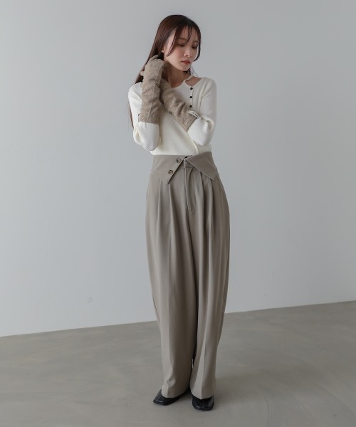 Bab（バブ）の「指穴ニットロングハンドウォーマー（手袋・レディース・ライトブルー/グレー/オレンジ/モカ・ONESIZE）」の13枚目の写真