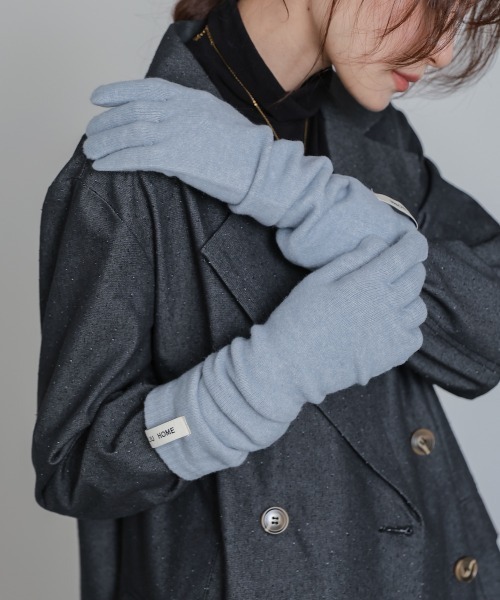 Bab（バブ）の「指穴ニットロングハンドウォーマー（手袋・レディース・ライトブルー/グレー/オレンジ/モカ・ONESIZE）」の16枚目の写真