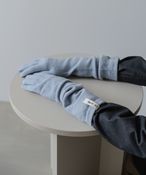 Bab（バブ）の「指穴ニットロングハンドウォーマー（手袋・レディース・ライトブルー/グレー/オレンジ/モカ・ONESIZE）」の18枚目の写真