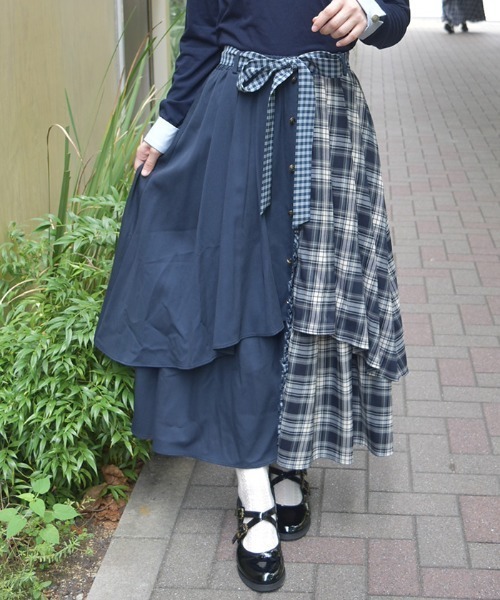 axes femme（アクシーズファム）の「前ボタンレイヤード風スカート（スカート・レディース・ブラック/ネイビー/ベージュ・FREE）」の3枚目の写真