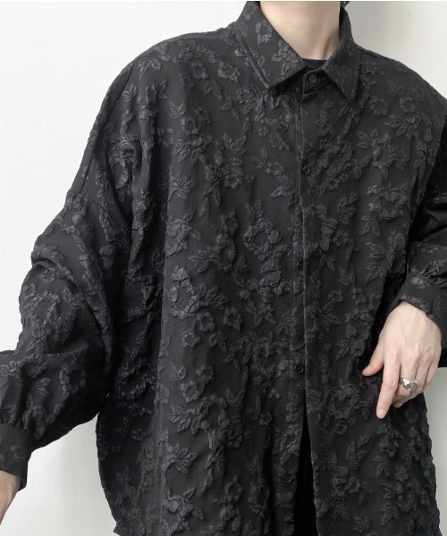REBALANCE(リバランス)の「フラワー エンボス ロングスリーブ シャツ(シャツ/ブラウス・レディース・B/A・X-LARGE/LARGE/MEDIUM)」の1枚目の写真