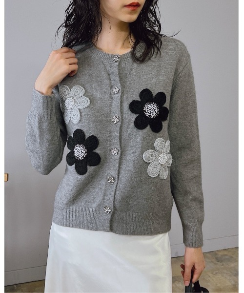 フラワーモチーフ付き ニットカーディガン（カーディガン/ボレロ