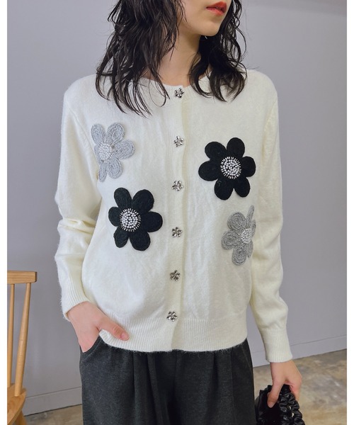 フラワーモチーフ付き ニットカーディガン（カーディガン/ボレロ