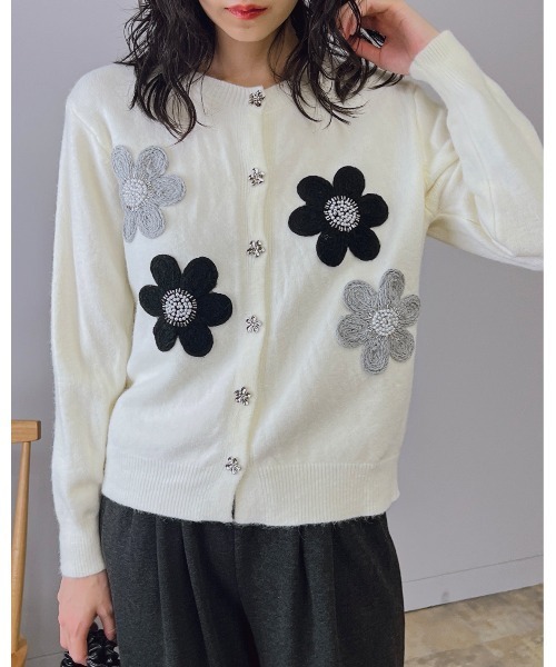 セール】フラワーモチーフ付き ニットカーディガン（カーディガン