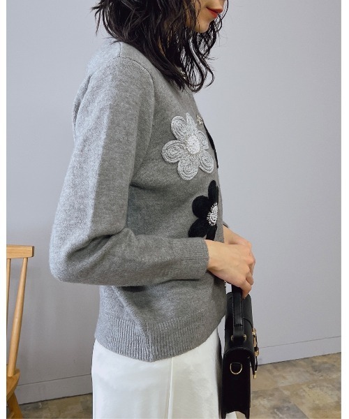 フラワーモチーフ付き ニットカーディガン（カーディガン/ボレロ