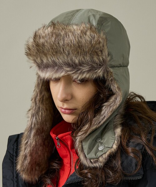 NANGA（ナンガ）の「【NANGA/ナンガ】AURORA TEX FUR FLIGHT CAP/オーロラテックス ファー フライトキャップ/ファー/ユニセックス/N2532-3A055Z（キャップ・メンズ・ブラック/ダークベージュ/グリーン系その他・フリー）」の4枚目の写真