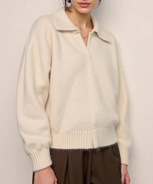 cammie(キャミー)の「襟付きキーネックニットトップス(ニット/セーター・レディース・アイボリー/グレー・F)」の14枚目の写真