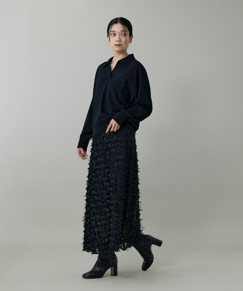 INED（イネド）の「ウルトラエクストラファインウール ポロ衿ドルマンニット（ニット/セーター・レディース・ブラック/サックスブルー/グレイッシュベージュ/レッド系その他・9号）」の12枚目の写真