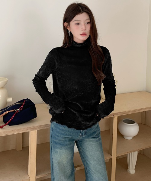 by LEGNA(バイレグナ)の「シアーフロッキーベロア見えメロートップス(Tシャツ/カットソー・レディース・ブラック/ベージュ/ダークグレー/ホワイト/ブラウン・MEDIUM/LARGE)」の7枚目の写真