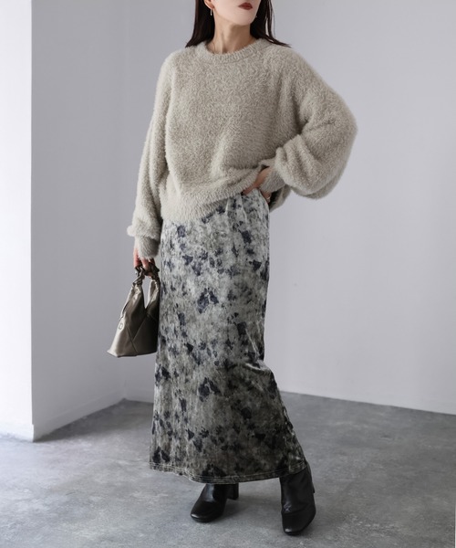 Riberry（リベリー）の「タイダイ柄ニュアンスベロアナロースカート（スカート・レディース・ブラウン/グレー/グリーン・FREE）」の13枚目の写真