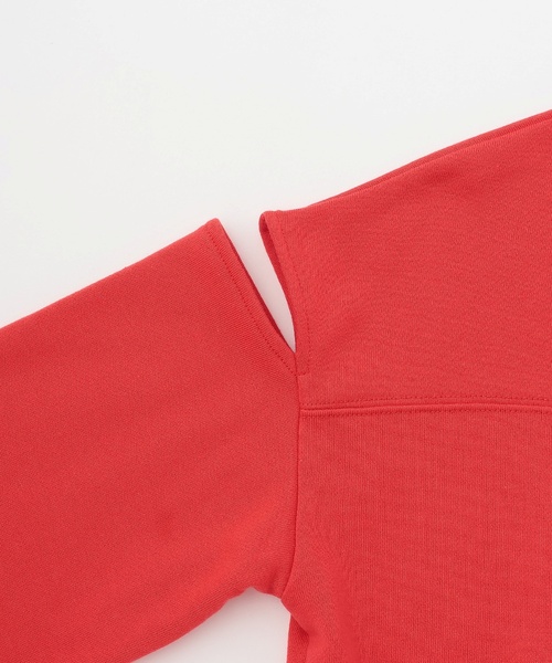 by LOVEiT（バイラビット）の「肩スリットプルオーバー（スウェット・キッズ・レッド/グリーン/ホワイト系その他・140cm/150cm/160cm/120cm/130cm）」の13枚目の写真