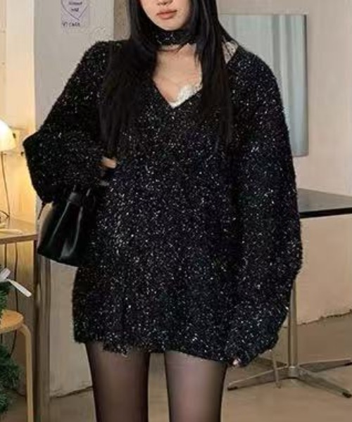 Achic(アシック)の「ラメ入り 非対称レースセーター(ニット/セーター・レディース・ブラック・M)」の11枚目の写真