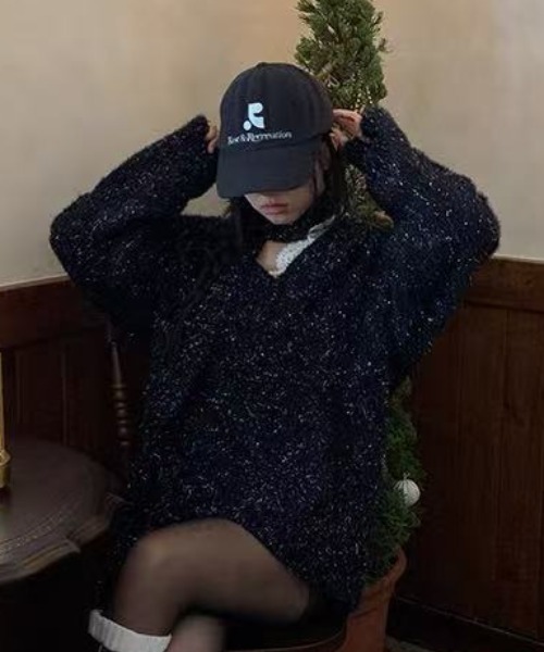 Achic(アシック)の「ラメ入り 非対称レースセーター(ニット/セーター・レディース・ブラック・M)」の18枚目の写真