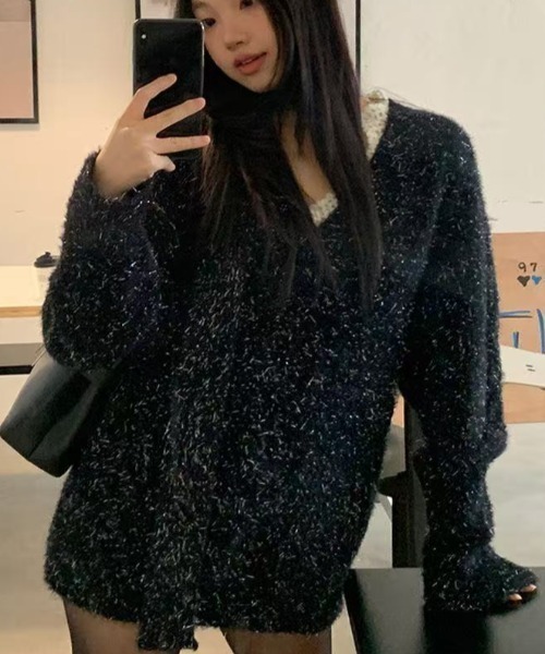 Achic(アシック)の「ラメ入り 非対称レースセーター(ニット/セーター・レディース・ブラック・M)」の10枚目の写真