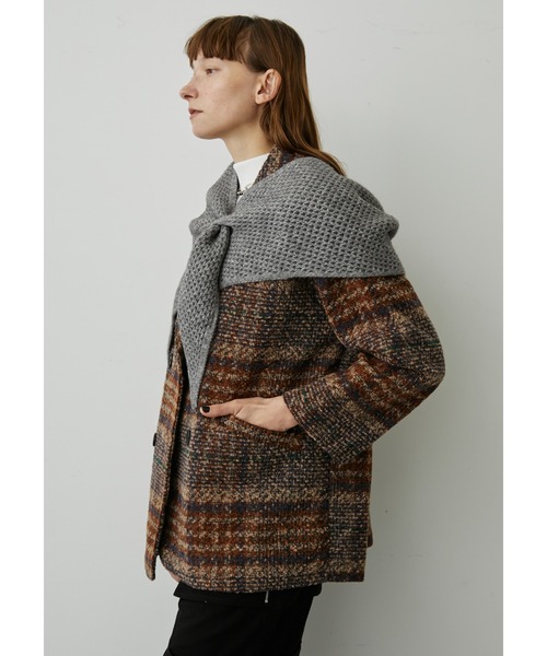 uyu.（ウユ）の「トライアングルニットストール（ストール/ショール・レディース・アイボリー/ブラック/グレー/ブラウン/グリーン/ワインレッド・FREE）」の19枚目の写真