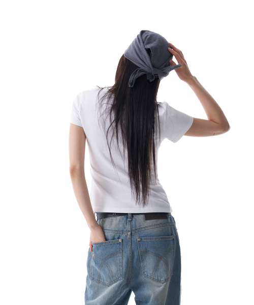 AAKAM（アーカム）の「Laced CROS2 Patch Half Top (White)（Tシャツ/カットソー・レディース・その他・1/2）」の3枚目の写真