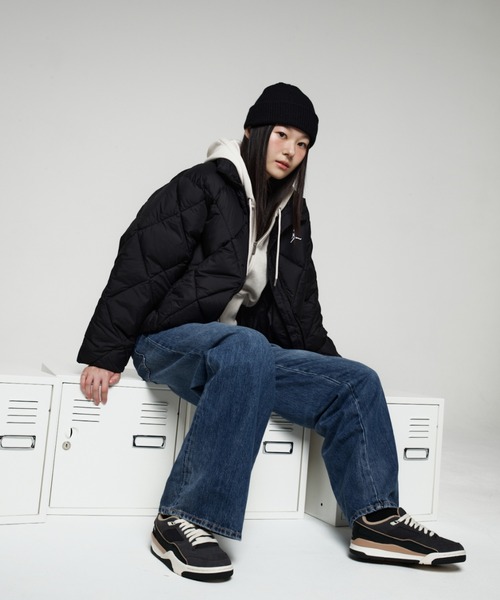 JORDAN BRAND（ジョーダンブランド）の「ジョーダン ブルックリン ウィメンズ キルテッド パファー ジャケット / Jordan Brooklyn Women's Quilted Puffer Jacket HV0418-010 Black（ブルゾン・レディース・ブラック・XS/S/M/L/XL）」の6枚目の写真