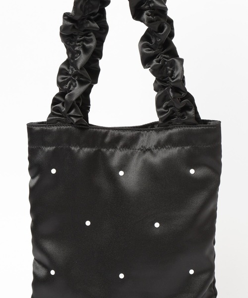 LOWRYS FARM（ローリーズファーム）の「シャーリングハンドルＢＡＧ 633426（ショルダーバッグ・レディース・ブラック/アイボリー・FREE）」の16枚目の写真