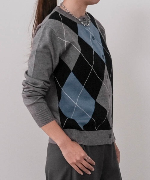 aquagarage（アクアガレージ）の「アーガイル柄カーディガン（カーディガン/ボレロ・レディース・ブラウン/ブラック/チャコール・M）」の19枚目の写真