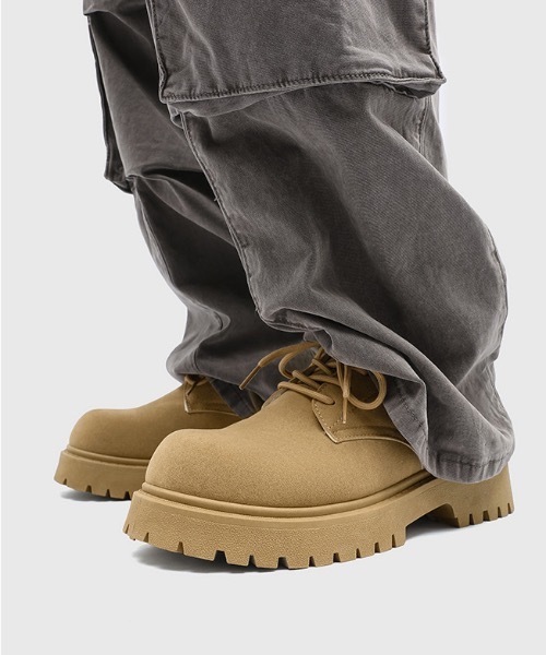 SHEPP（シープ）の「フェイクスエード厚底プレーントゥシューズ（モカシン/デッキシューズ・メンズ・ブラック/ベージュ・M/L）」の8枚目の写真