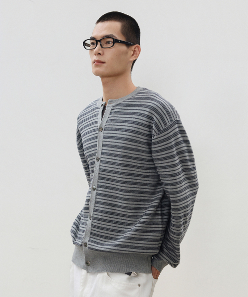 LEIRE（ルアール）の「エブリデイラウンドニットカーディガン[グレーST]（カーディガン/ボレロ・メンズ・その他・MEDIUM/LARGE/X-LARGE）」の3枚目の写真