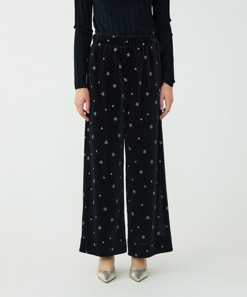 BALLSEY（ボールジィ）の「メッシュベロアエンブロイダリー サイドドロストパンツ（その他パンツ・レディース・ブラック・36/34）」の4枚目の写真