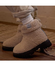 SHOEHI（シューハイ）の「Amber fur two-way middle boots (5 Colors)_B5555（ブーツ・レディース）」