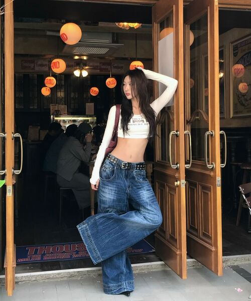 OPUS 0012(オーパス0012)の「Op. 09 SAVANNA MELTED DENIM PANTS M/BLUE(デニムパンツ・レディース・その他・SMALL/X-SMALL/LARGE/MEDIUM)」の2枚目の写真