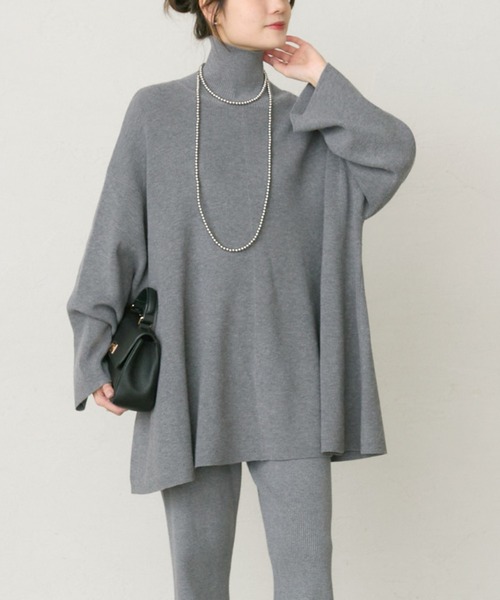 PUAL CE CIN（ピュアルセシン）の「ハイネックフレアニットプルオーバー（ニット/セーター・レディース・ブラック/グレー・FREE）」の2枚目の写真