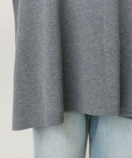 PUAL CE CIN（ピュアルセシン）の「ハイネックフレアニットプルオーバー（ニット/セーター・レディース・ブラック/グレー・FREE）」の5枚目の写真