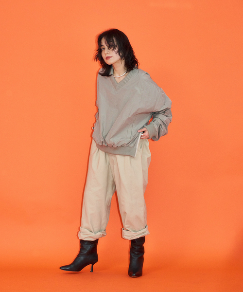 CITYSHOP（シティーショップ）の「[THE MOOD] V-NECK プルオーバー（シャツ/ブラウス・レディース・ブラック/グリーン・38/36）」の10枚目の写真