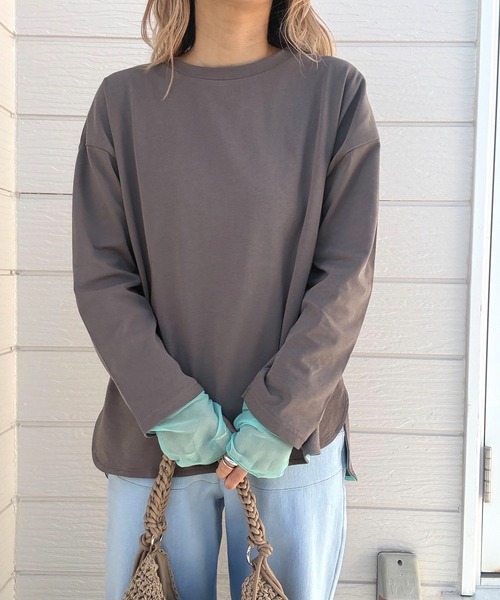 Q(キュー)の「袖口シアーロンT(Tシャツ/カットソー・レディース・ライトグレー/チャコールグレー・MEDIUM)」の2枚目の写真