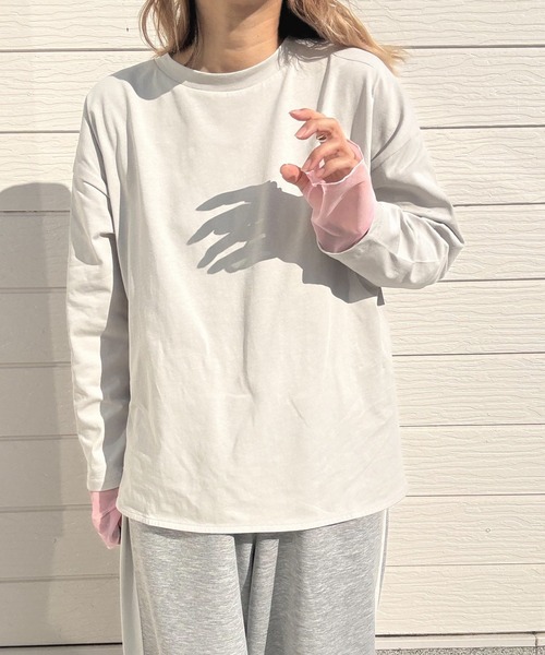 Q(キュー)の「袖口シアーロンT(Tシャツ/カットソー・レディース・ライトグレー/チャコールグレー・MEDIUM)」の1枚目の写真