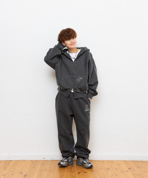 kaoyorinakami（カオヨリナカミ）の「balloon short zip hoodie / バルーンショートジップフーディ（パーカー・メンズ・ブラック/レッド/ネイビー/ブルー/グレー・MEDIUM/SMALL/X-LARGE/LARGE）」の7枚目の写真