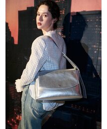 SEMICODE（セミコード）の「capture bag - crinkle silver（メッセンジャーバッグ）」