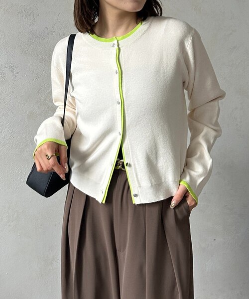 Thevon（ゼボン）の「レイヤード風配色クルーニットカーディガン（カーディガン/ボレロ・レディース・グレー/アイボリー/ブラック/ベージュ・FREE）」の5枚目の写真