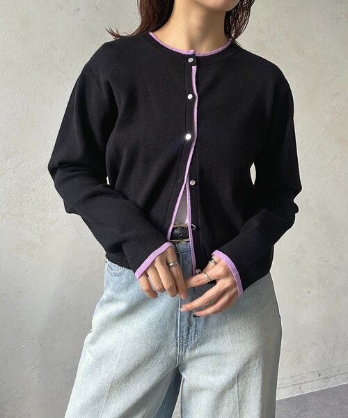 Thevon（ゼボン）の「レイヤード風配色クルーニットカーディガン（カーディガン/ボレロ・レディース・グレー/アイボリー/ブラック/ベージュ・FREE）」の14枚目の写真