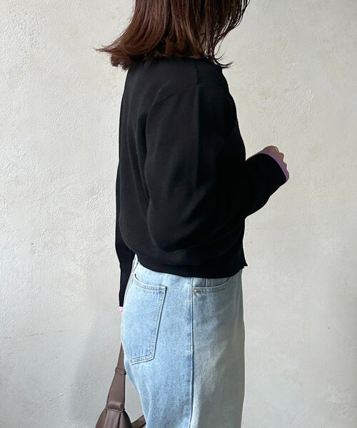 Thevon（ゼボン）の「レイヤード風配色クルーニットカーディガン（カーディガン/ボレロ・レディース・グレー/アイボリー/ブラック/ベージュ・FREE）」の17枚目の写真