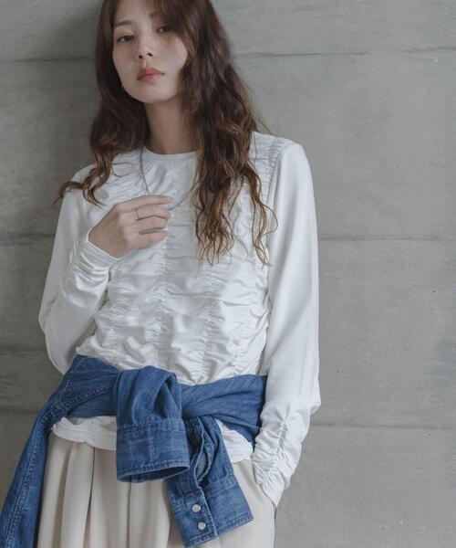 URBAN RESEARCH Sonny Label(アーバンリサーチサニーレーベル)の「シャーリングデザインプルオーバー(Tシャツ/カットソー・レディース・ブラック/オフホワイト・FREE)」の1枚目の写真