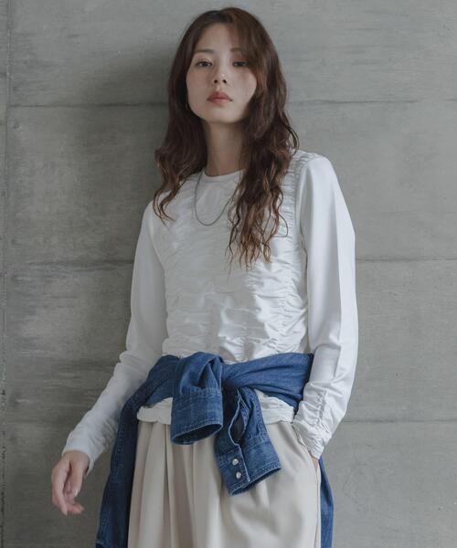 URBAN RESEARCH Sonny Label(アーバンリサーチサニーレーベル)の「シャーリングデザインプルオーバー(Tシャツ/カットソー・レディース・ブラック/オフホワイト・FREE)」の5枚目の写真